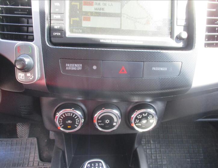 Mitsubishi Outlander 18
