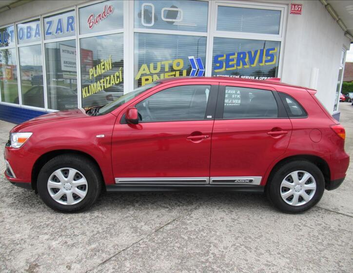 Mitsubishi ASX 8