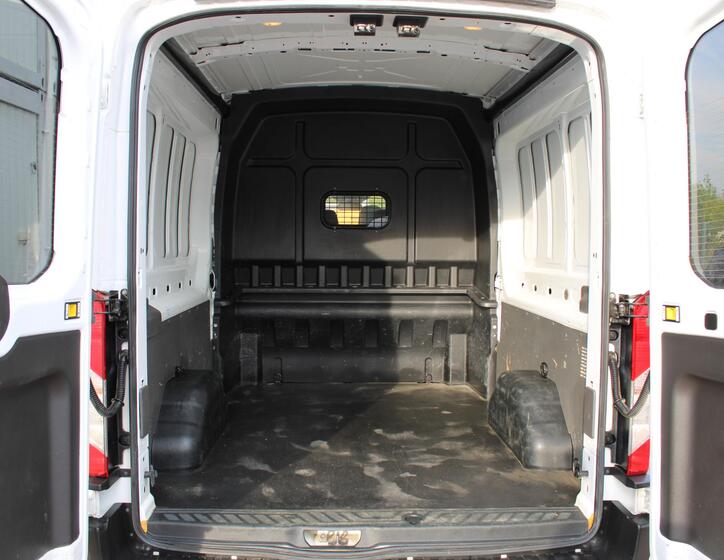 Ford Transit 7