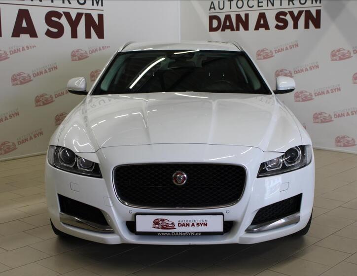 Jaguar XF 2