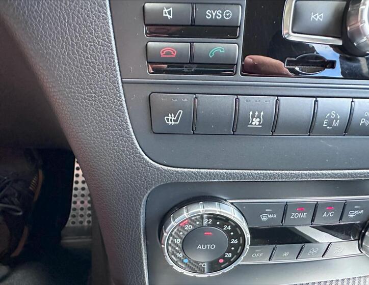 Mercedes-Benz GLK 29
