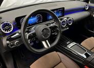 Mercedes-Benz CLA 9