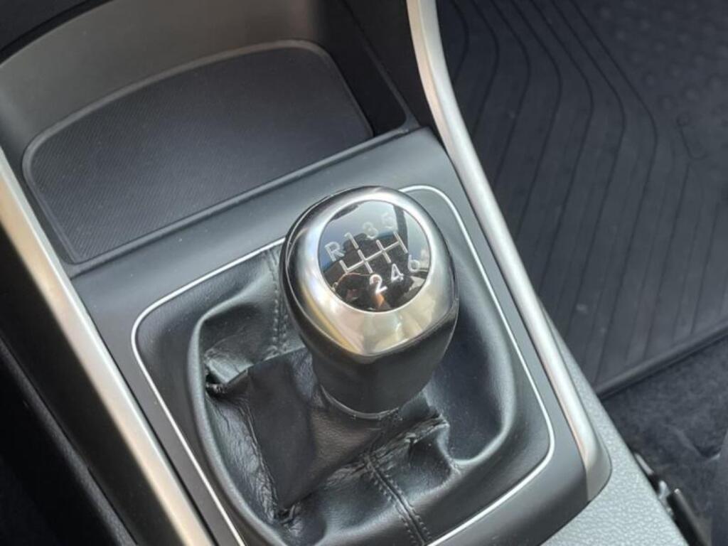 Hyundai i30 23