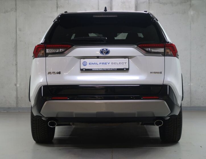 Toyota RAV4 6