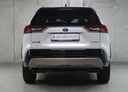 Toyota RAV4 6