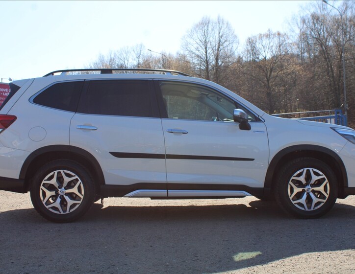 Subaru Forester 4
