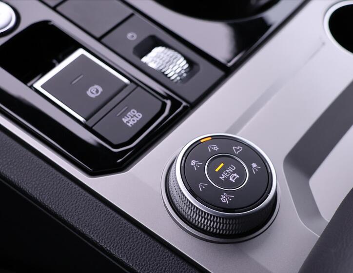 Volkswagen Touareg 71
