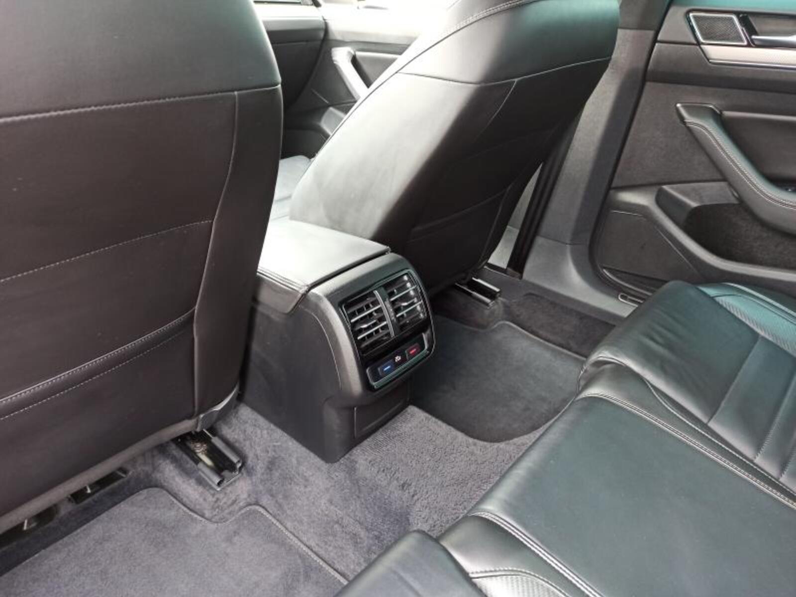 Volkswagen Passat 13