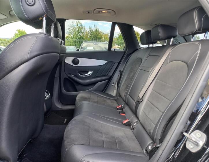 Mercedes-Benz GLC 11