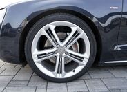 Audi A8 16