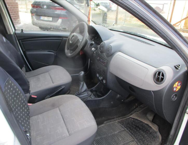 Dacia Sandero 13