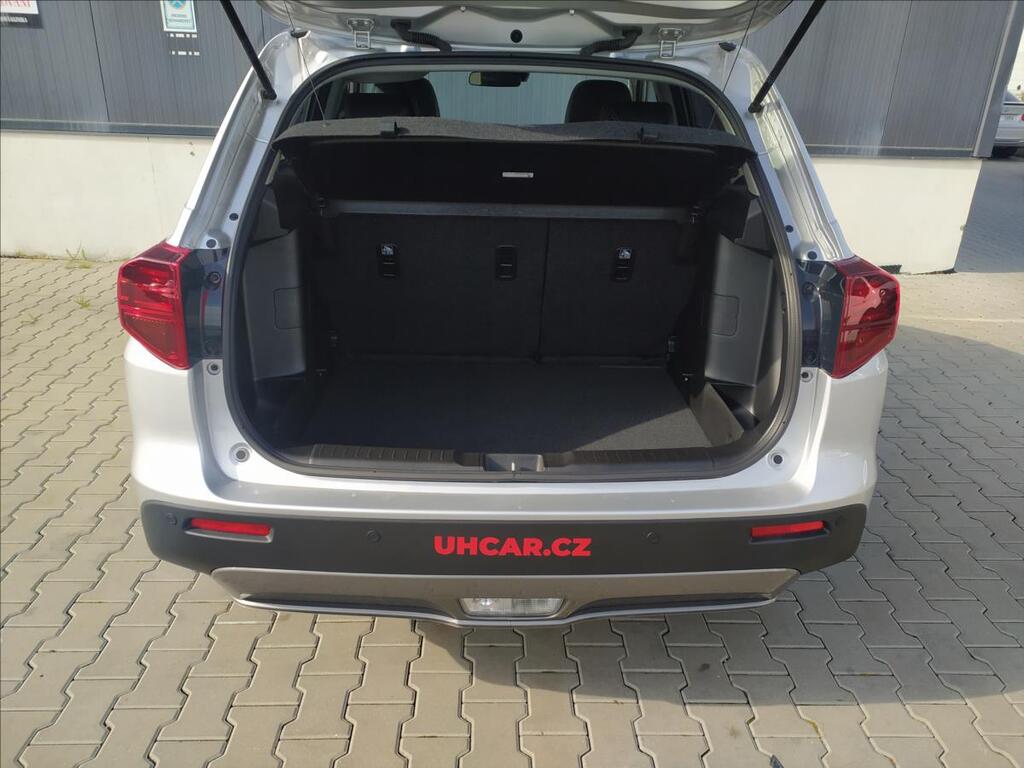 Suzuki Vitara 9