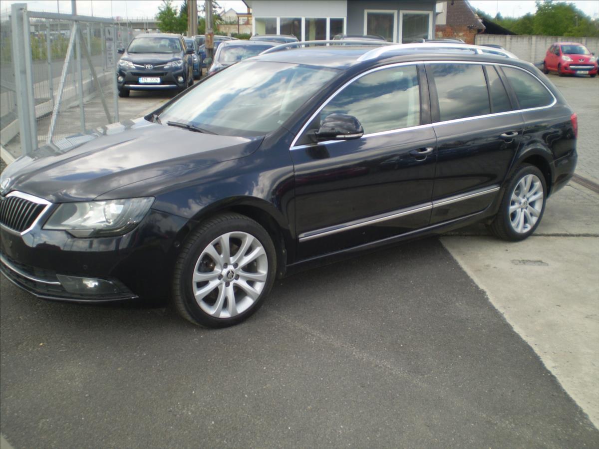 Škoda Superb