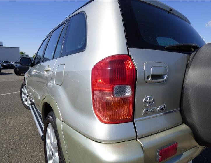 Toyota RAV4 38