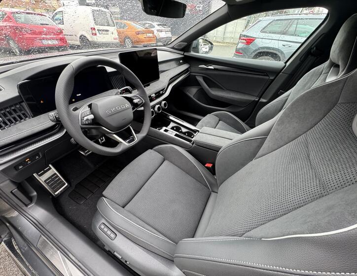 Škoda Superb 6