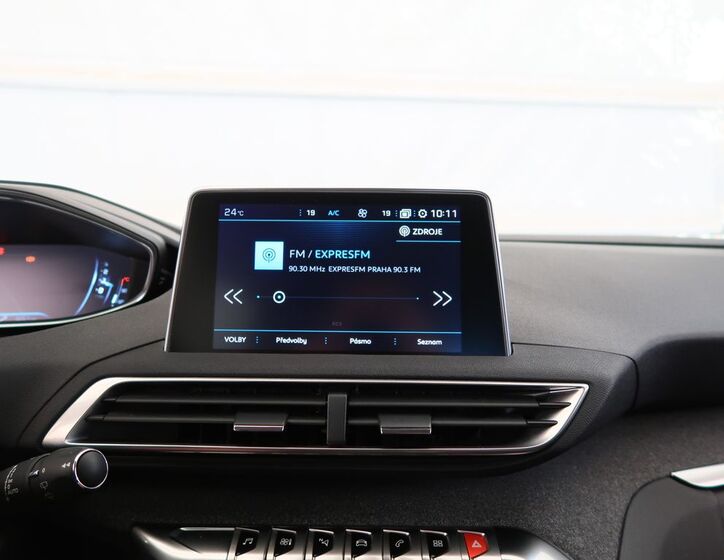 Peugeot 5008 25