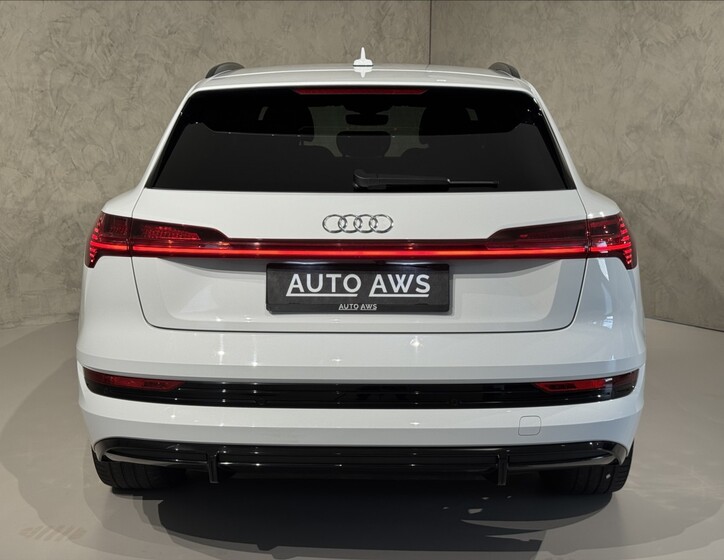 Audi e-tron 9