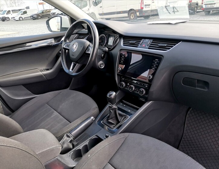 Škoda Octavia 8