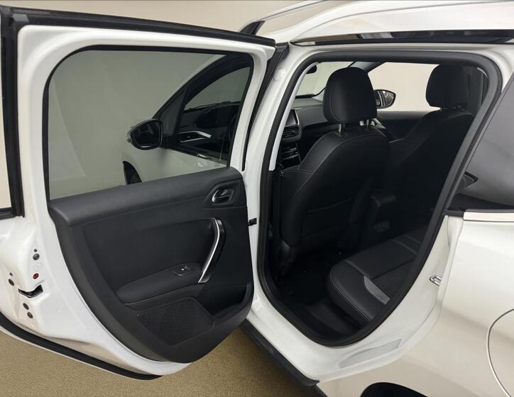 Peugeot 2008 26