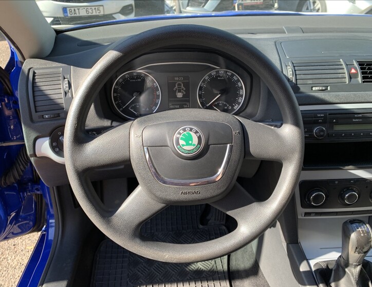 Škoda Octavia 9