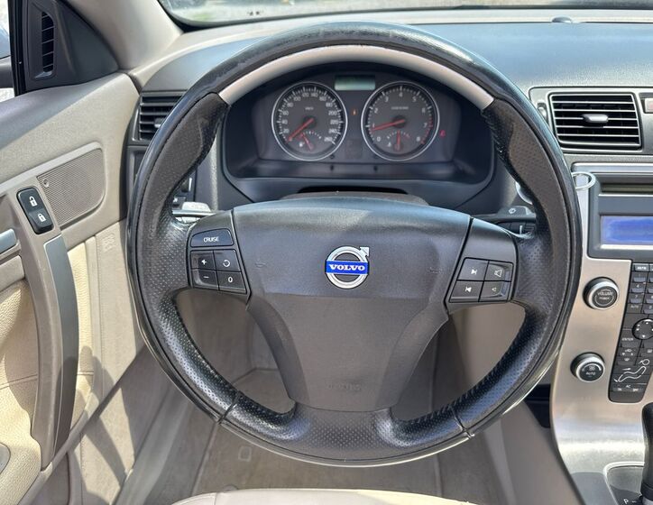 Volvo C70 18