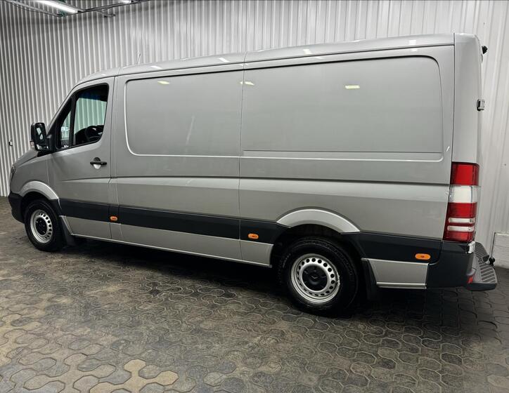 Mercedes-Benz Sprinter 5