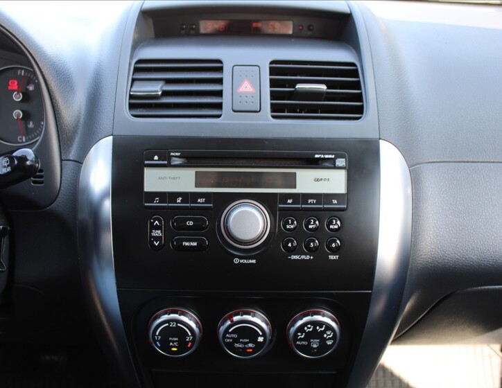 Suzuki SX4 14