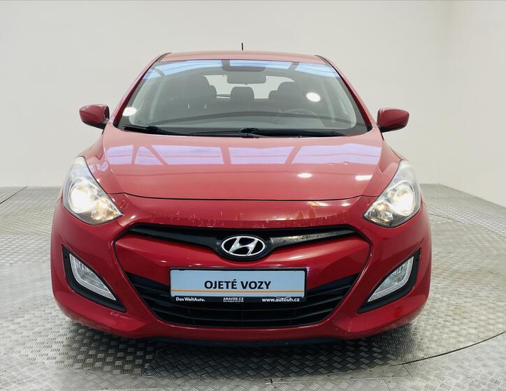 Hyundai i30 4