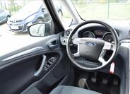 Ford Galaxy 28