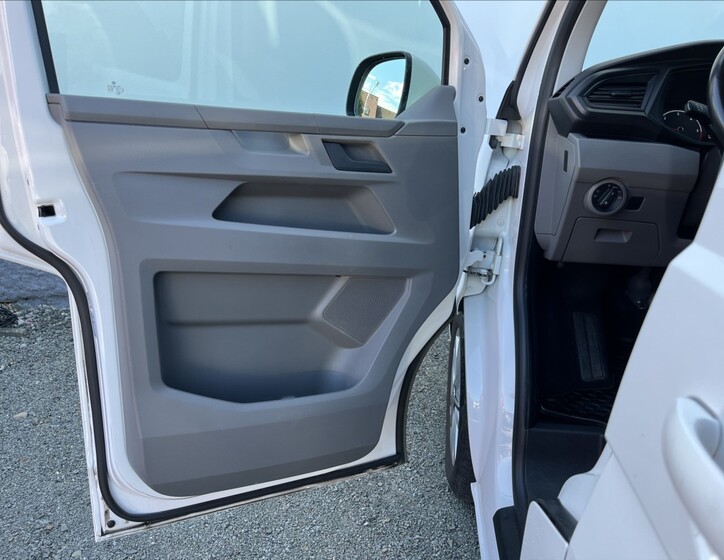 Volkswagen Caravelle 35