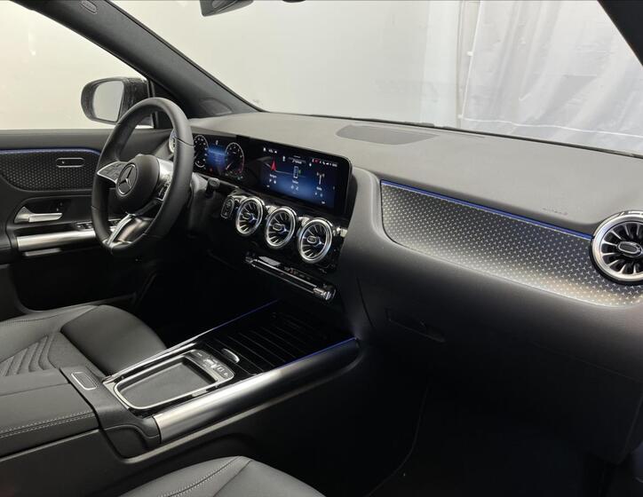 Mercedes-Benz GLA 14