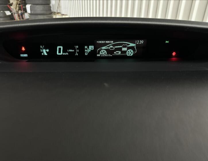 Toyota Prius 18