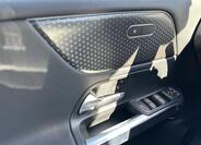 Mercedes-Benz EQB 7