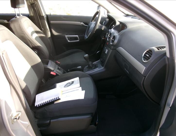 Opel Antara 21