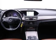 Mercedes-Benz Třídy E 30