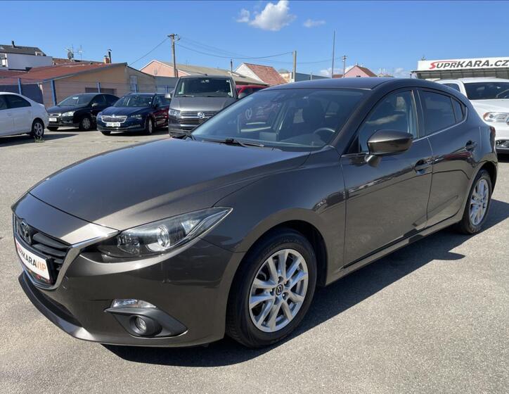 Mazda 3 1