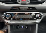 Hyundai i30 16