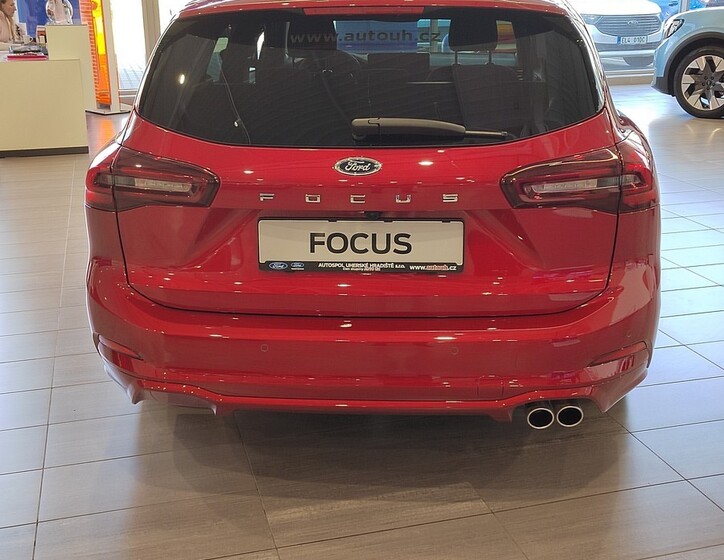 Ford Focus 7