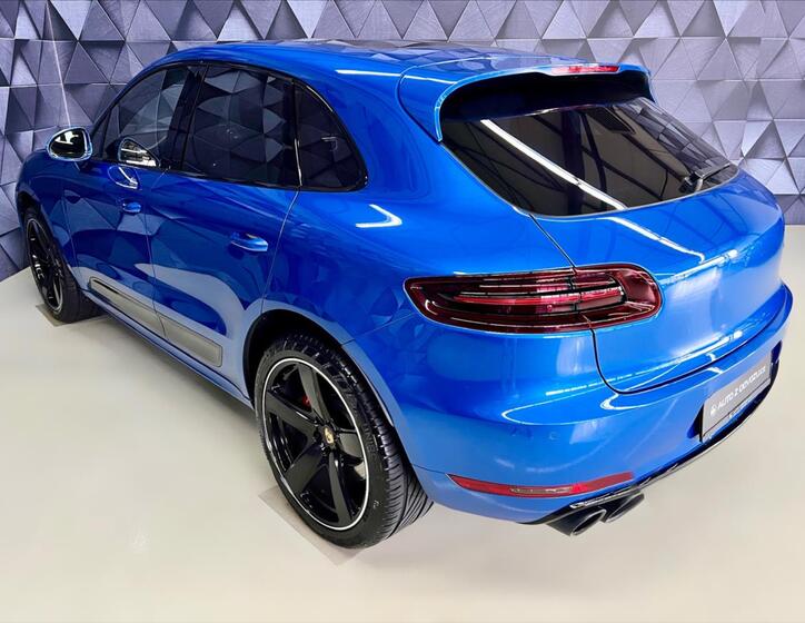 Porsche Macan 5