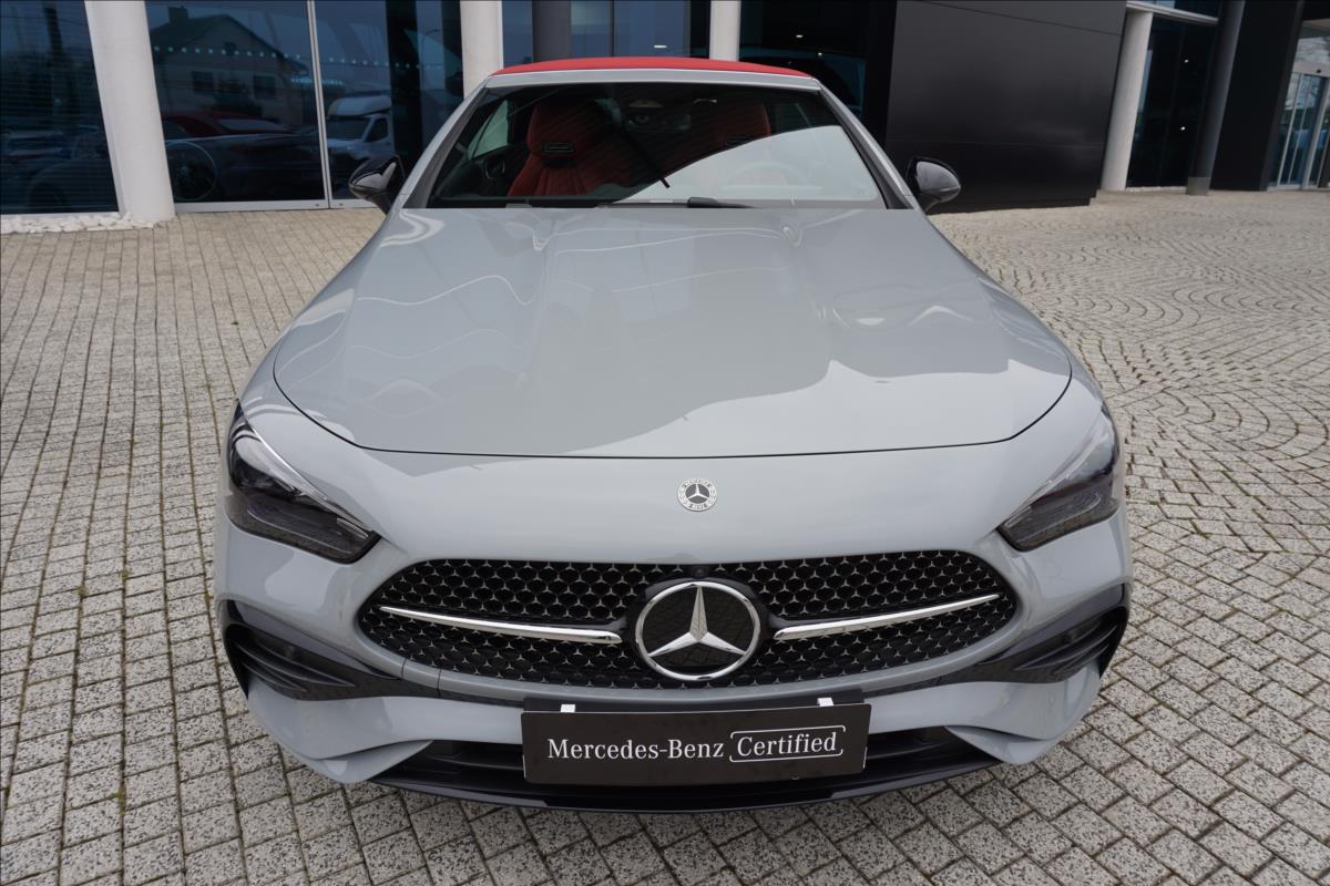 Mercedes-Benz 200