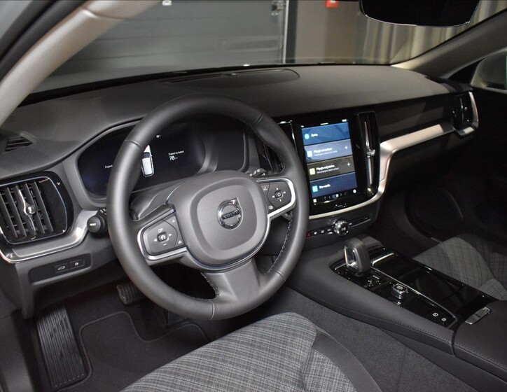 Volvo V60 16