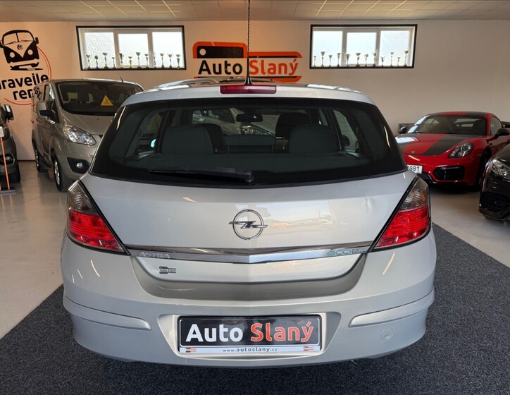 Opel Astra 9
