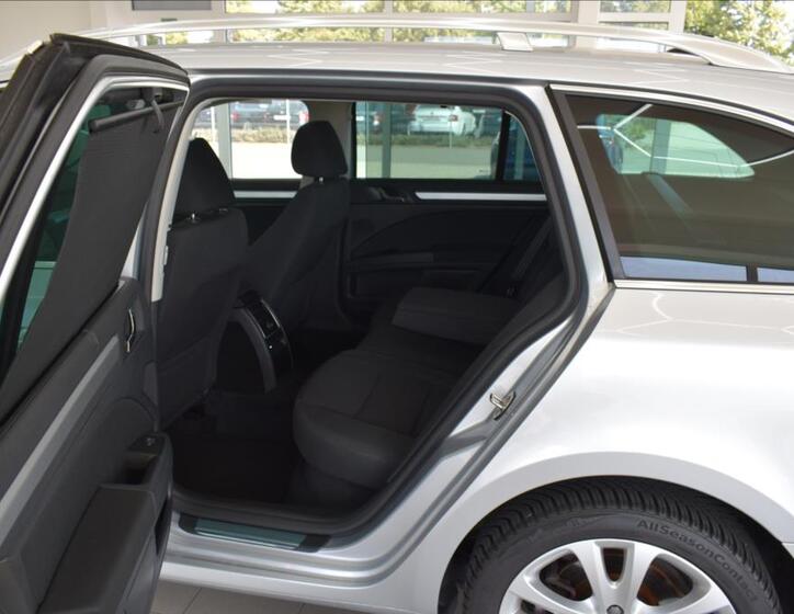 Škoda Superb 11