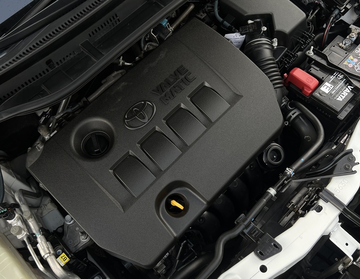 Toyota Auris 5