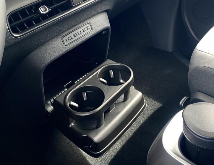 Volkswagen ID.Buzz 12