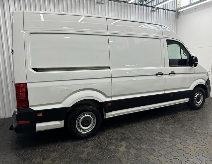 Volkswagen Crafter 9