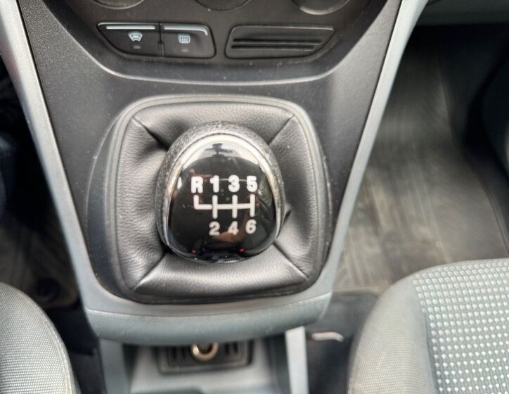 Ford C-MAX 12
