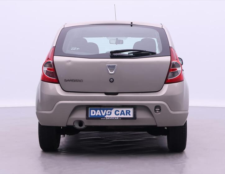 Dacia Sandero 6