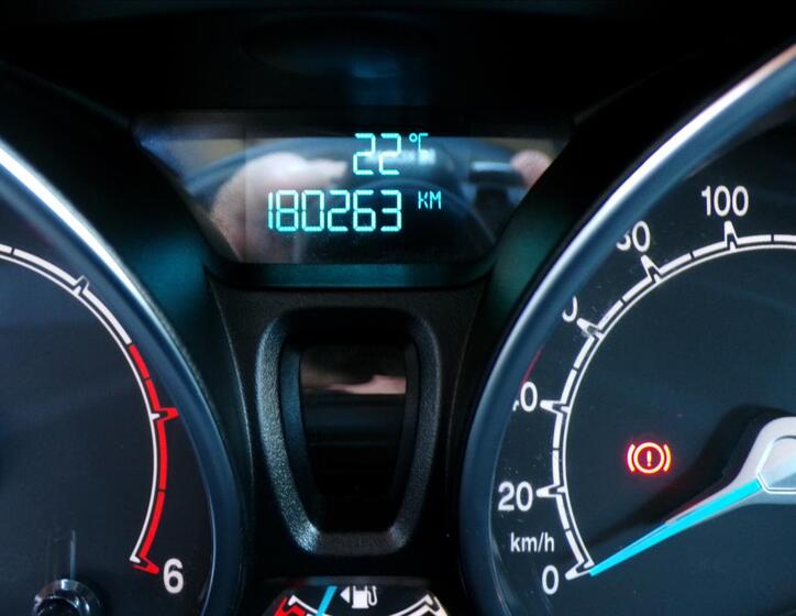 Ford B-MAX 8