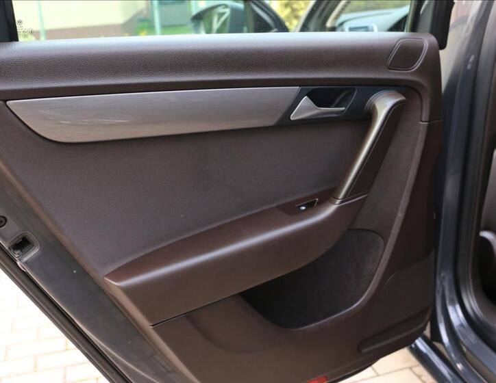 Volkswagen Passat 36